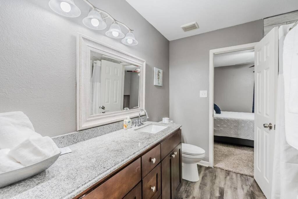 Cozy 2 Bedroom Apt 9Ml From Downtown Ft Worth Fort Worth Eksteriør billede