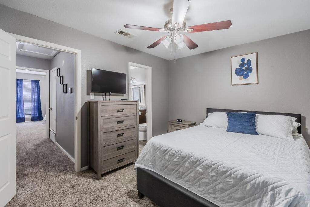 Cozy 2 Bedroom Apt 9Ml From Downtown Ft Worth Fort Worth Eksteriør billede