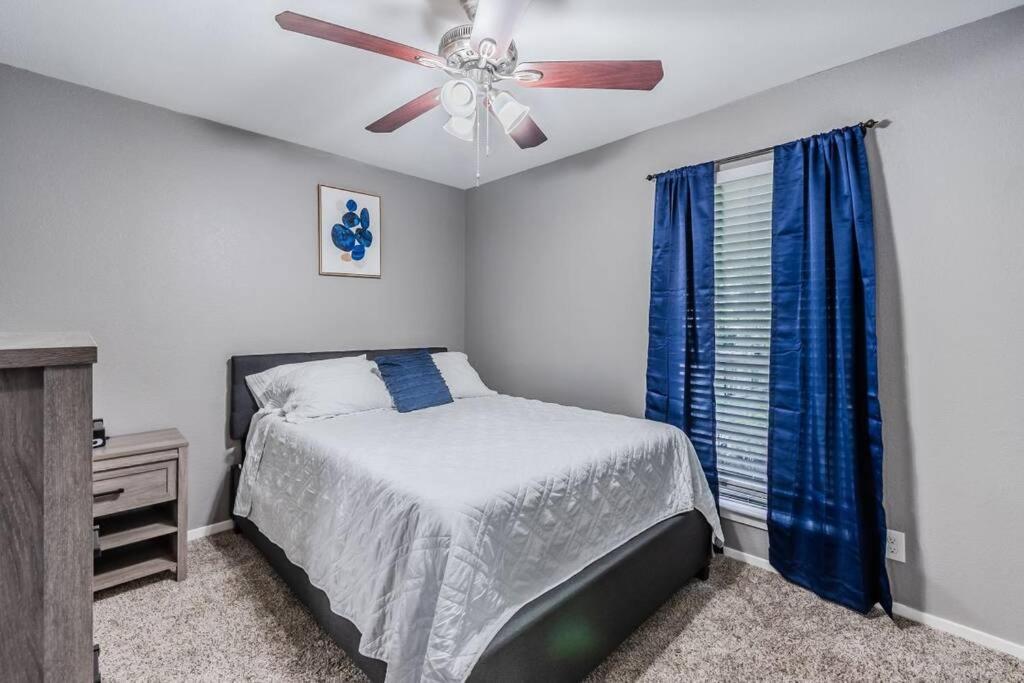Cozy 2 Bedroom Apt 9Ml From Downtown Ft Worth Fort Worth Eksteriør billede